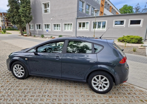 Seat Leon cena 14900 przebieg: 206791, rok produkcji 2006 z Złotów małe 352